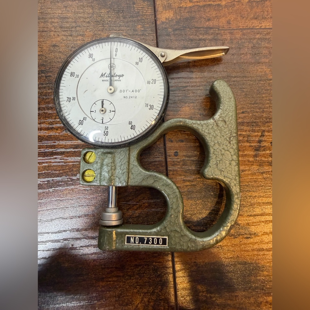 Mitutoyo 7300A Vintage Dial Thickness Gauge precision measuring tool.